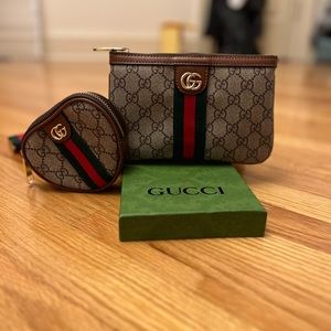 Gucci knock off could be worn around waist or chest. Heart could be taken off.